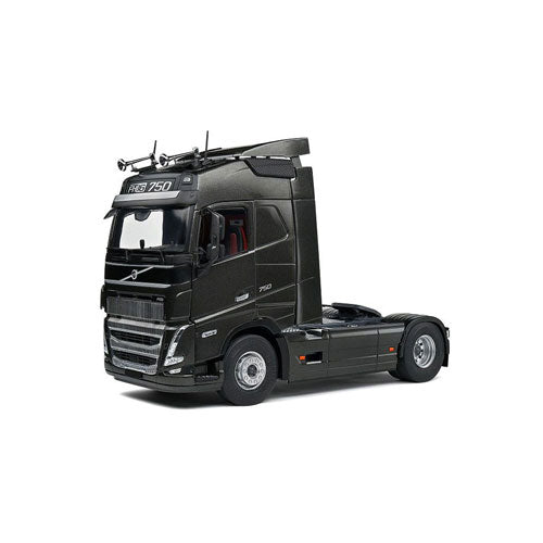 2021 Volvo Globetrotter XL Semi Truck 1/24 Scale